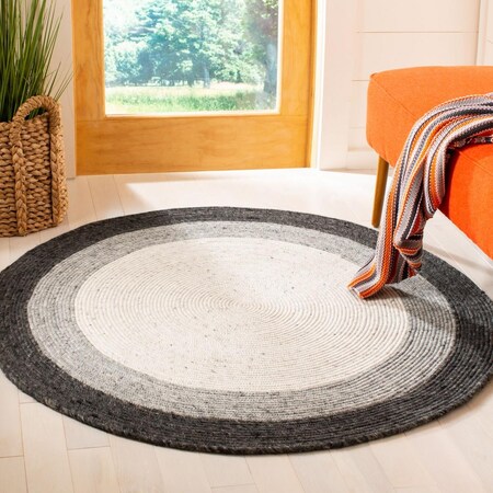 Safavieh 5 x 5 ft. Braided Hand Woven Round Rug, Grey & Ivory BRD903A-5R